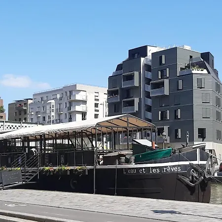 Avec Terrasse Au Calme Paris